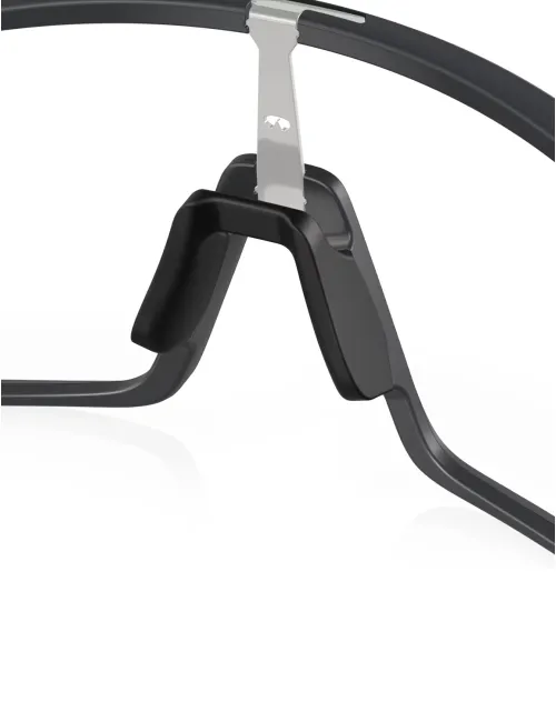 Спортивные фотохромные очки OAKLEY Sutro OO9406-9837 Matte Carbon/Clear Black Iridium Photochromic, Линза: Clear to Black Iridium Photocromic – изображение 6