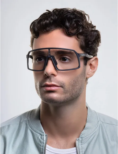 Спортивные фотохромные очки OAKLEY Sutro OO9406-9837 Matte Carbon/Clear Black Iridium Photochromic, Линза: Clear to Black Iridium Photocromic – изображение 7